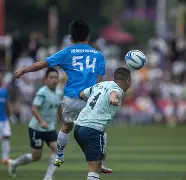 爱游戏-哥伦比亚踢足球踢不好死