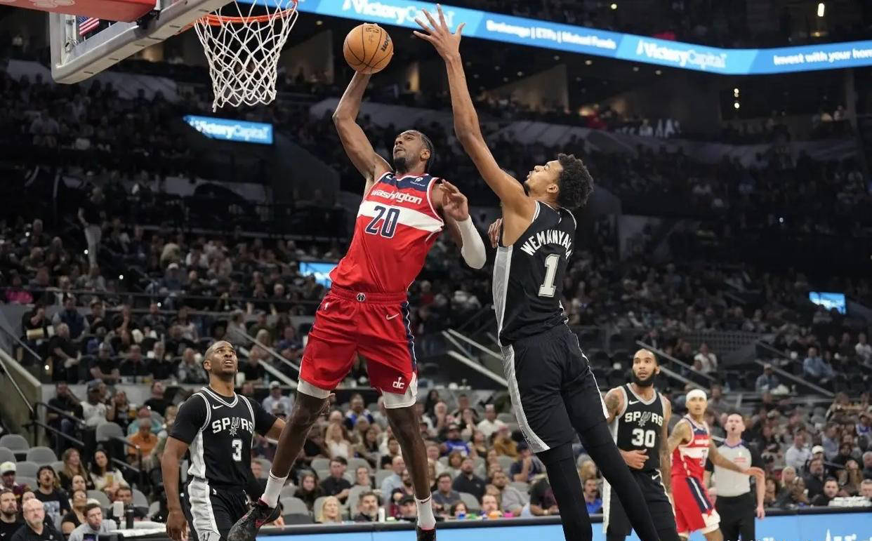 爱游戏官网网页版入口-东部球队和西部打多少场比赛